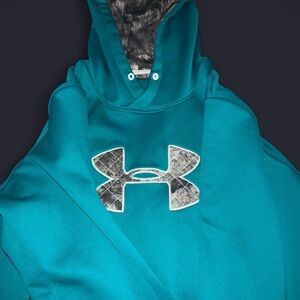 Under Armour Turquoise Pullover